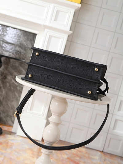 フェンディバッグ細部ディテール